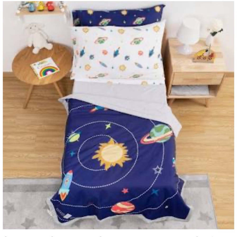 Toddler Bedding Set for Boys or Girls, Bed-in-a-Bag Microfiber Comforter Set